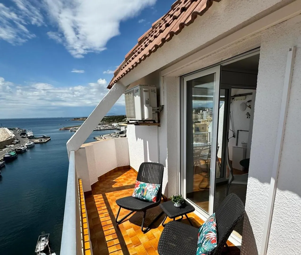 Charming Sea Front 3 Bedroom Apartment - Incredible Views! L'Ametlla de Mar 0*,