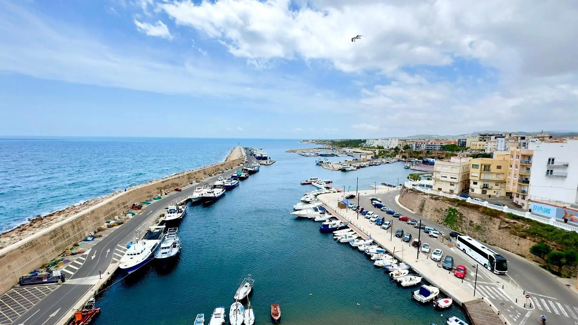 Charming Sea Front 3 Bedroom Apartment - Incredible Views! L'Ametlla de Mar