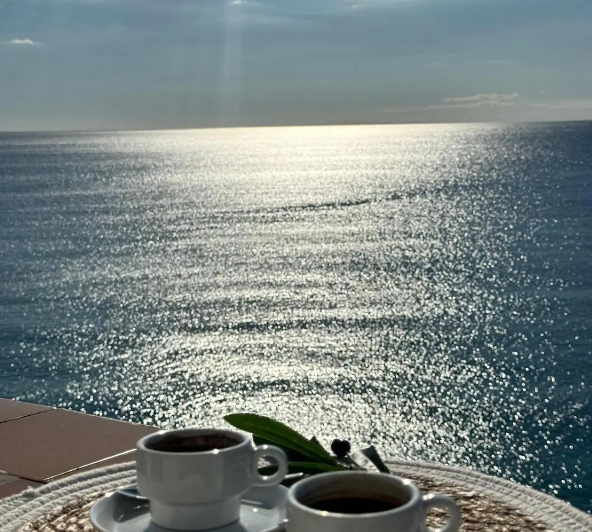 Charming Sea Front 3 Bedroom Apartment - Incredible Views! L'Ametlla de Mar